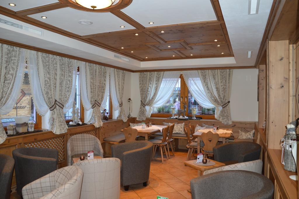 Hotel Central Ишгль Экстерьер фото
